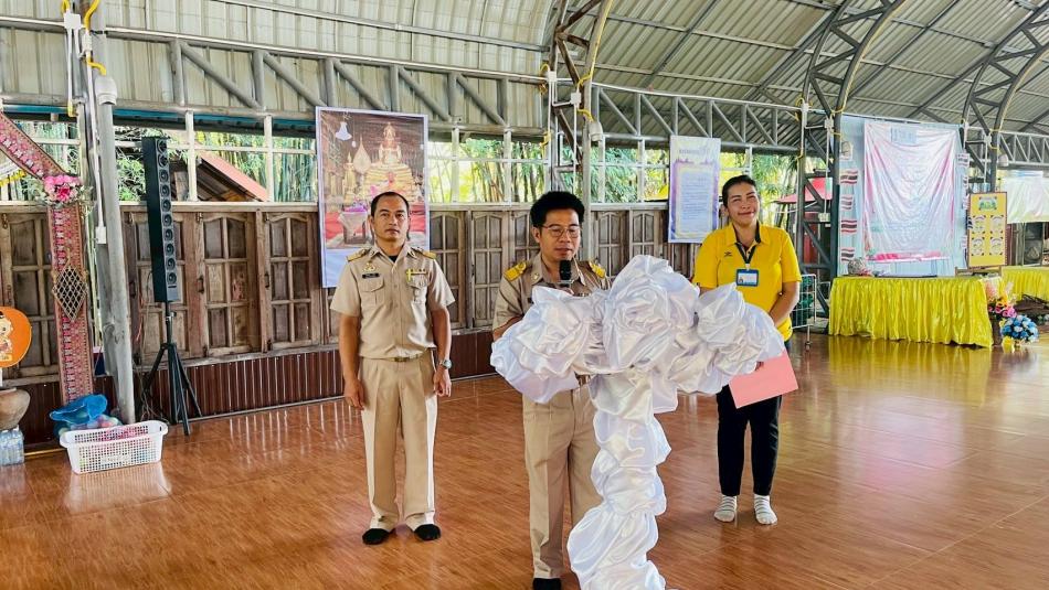 นายณรงค? สวัสดี รองนายกเทศมนตรี รักษาราชการแทนนายกเทศมนตรีตำบลท่าศิลา ร่วมกับเทศบาลตำบลท่าศิลาจัดทำโครงการพัฒนาคุณธรรม จริยธรรมสำหรับเด็กปฐมวัยศูนย์พัตนาเด็กเล็กในสังกัดของเทศบาลตำบลท่าศิลา
